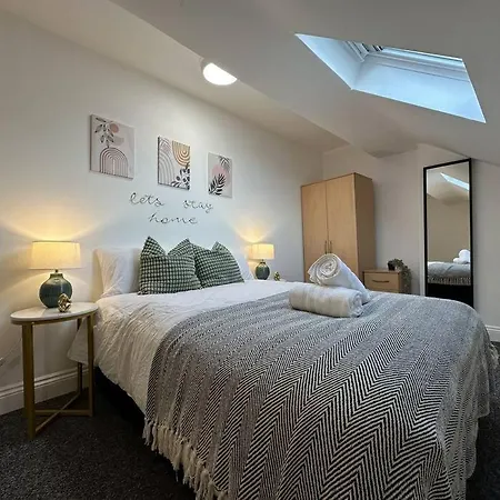 Cosy, Charming 2-Bedroom Oasis Ilkeston Exterior photo