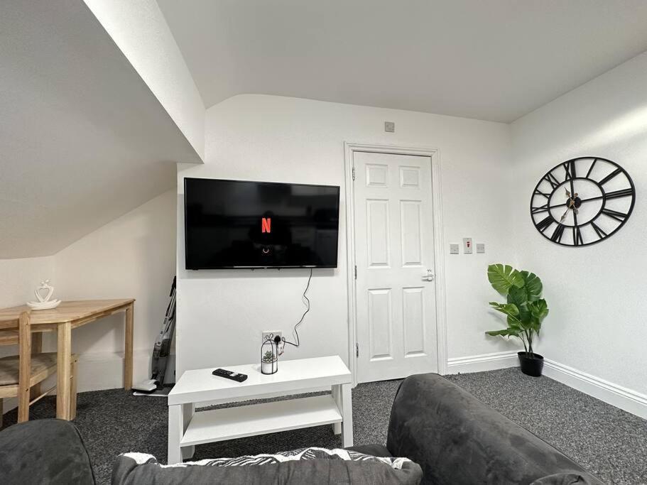 Cosy, Charming 2-bedroom Oasis Appartement