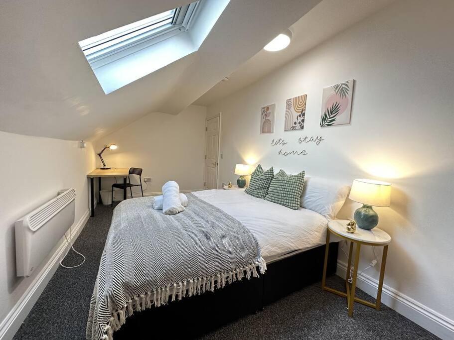 Appartement Cosy, Charming 2-bedroom Oasis *
